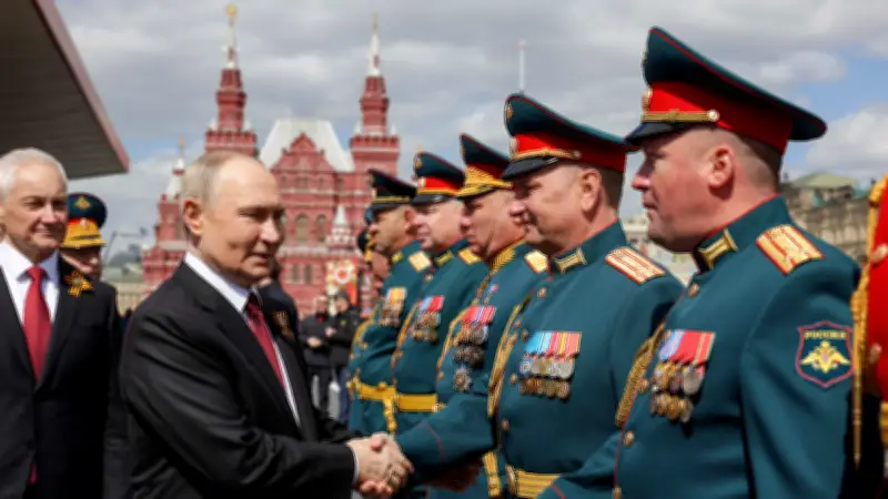 Putins Parade schrumpft: Keine Panzer, nur Fußsoldaten