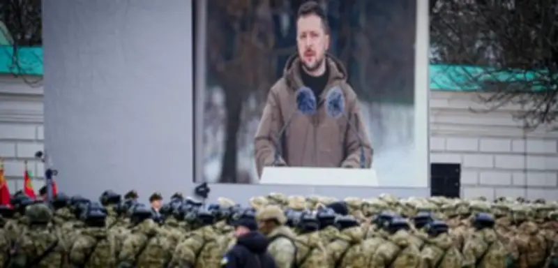 Selenskyj kündigt deutlich höheren Sold für ukrainische Soldaten an