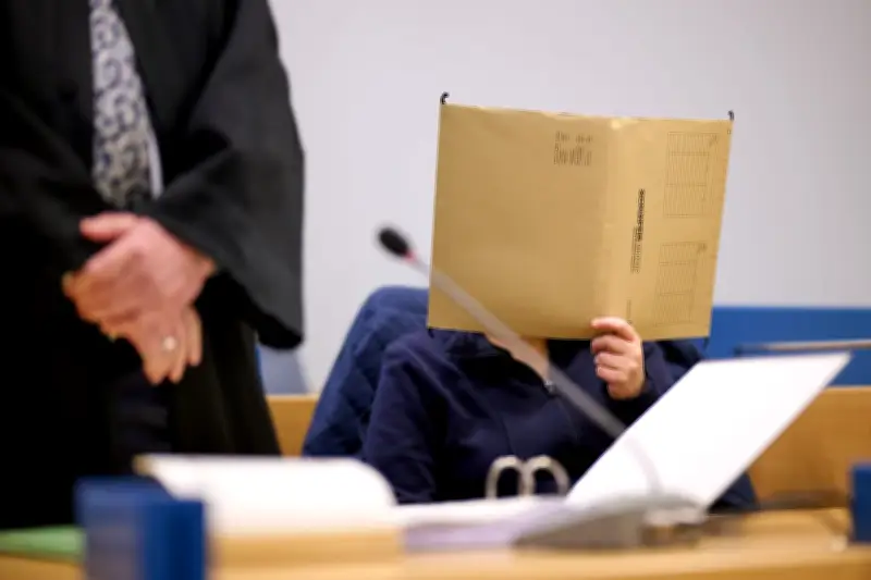 Tochter jahrelang eingesperrt: Freiheitsstrafe für Mutter in Siegen