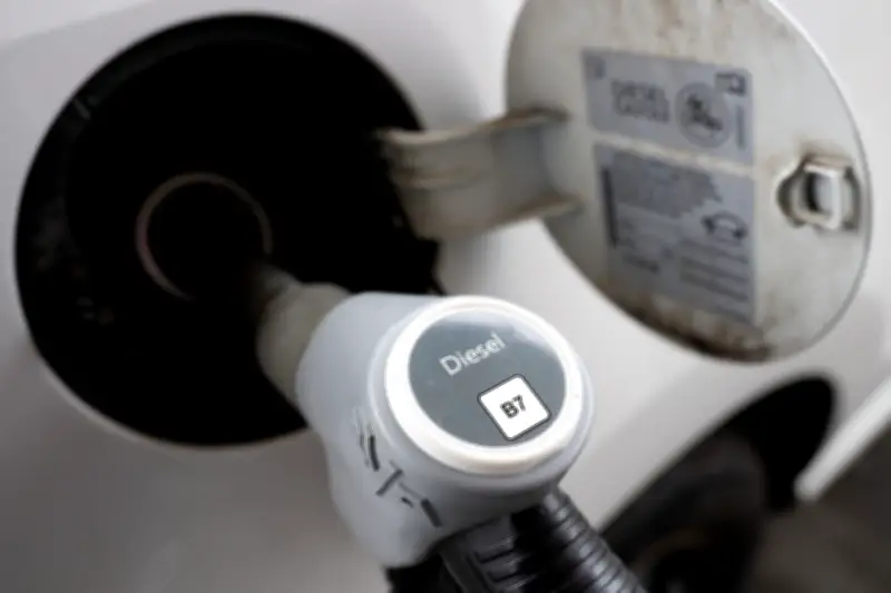 Trotz Steuersenkung: ADAC kritisiert weiterhin zu hohe Spritpreise