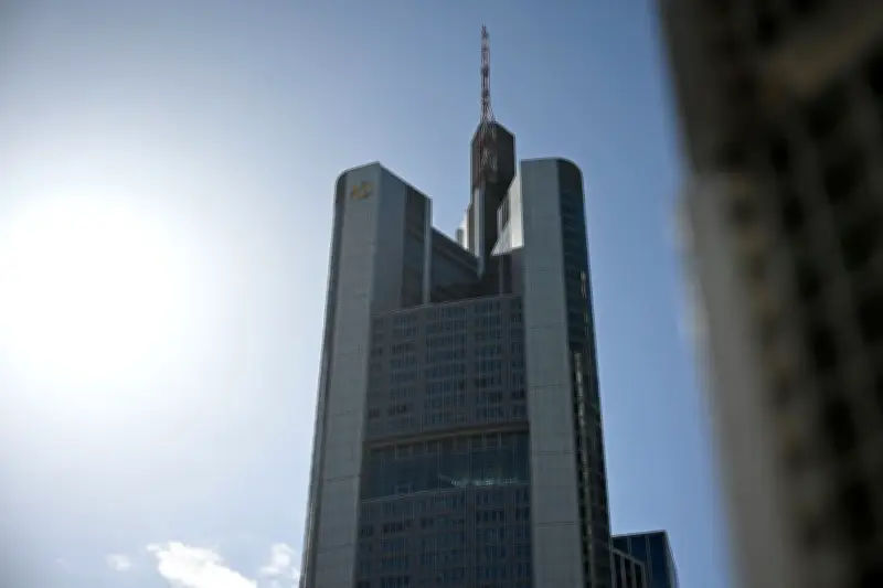 Unicredit erhöht Druck: Commerzbank wehrt sich gegen Übernahme