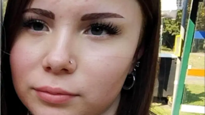 Vermisste Anna (16) aus Oberhavel: Fahrrad an Bushaltestelle gefunden