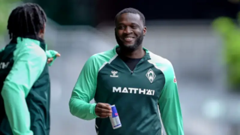 Werder-Stürmer Boniface: Dosenspaß trotz schwieriger Saison