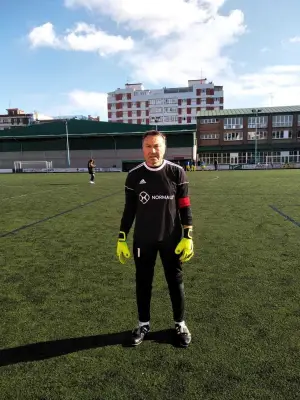 70-jähriger Torwart schreibt in Spanien Fußball-Geschichte
