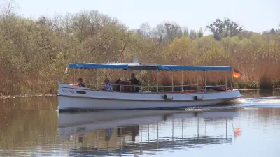 Barkasse „Regulus“ startet wieder auf dem Teterower See