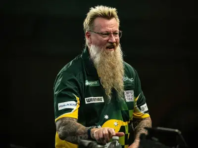 Darts-Star Simon Whitlock: Neues Hobby Armdrücken – „Würde es niemandem empfehlen“