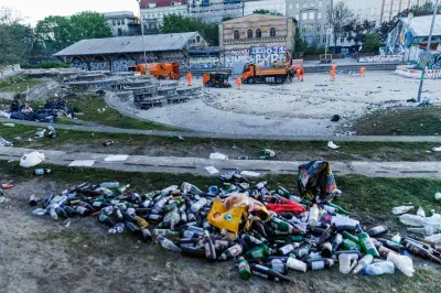 Doppelt so viel Müll wie 2025: Glasscherbenflut in Kreuzberg nach 1. Mai