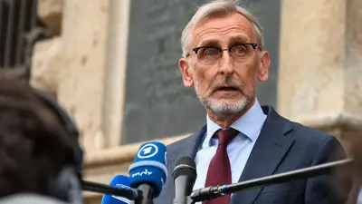 Leipzig: Innenminister Schuster gibt nach Amokfahrt Entwarnung