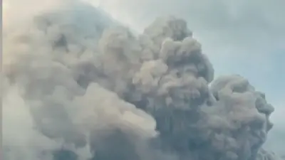 Mayon-Vulkan auf den Philippinen ausgebrochen: Aschewolke bedeckt Himmel
