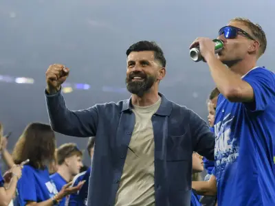 Vertrag verlängert: Muslic bleibt bis 2028 auf Schalke