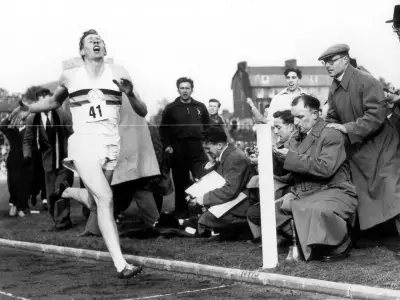 Vor 72 Jahren: Bannister durchbricht die Meilen-Schallmauer