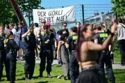 1. Mai in Kreuzberg: Görlitzer Park geschlossen, U-Bahnen halten nicht