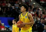 Alba Berlin patzt gegen Chemnitz und muss um Platz zwei bangen