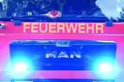 Chemikalienaustritt in Brieselang: Feuerwehr richtet Gefahrenbereich ein