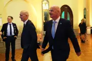 DFB-Chef Neuendorf hält sich bei Infantinos FIFA-Kandidatur bedeckt