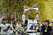 Eisbären Berlin sichern sich zwölften DEL-Titel in Mannheim