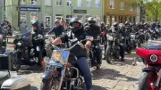 Feuerwehr-Biker sammeln Spenden für Pflegekinder bei Ausfahrt im Norden