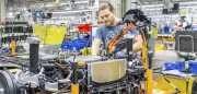Fraunhofer-Studie: Laute Minderheit bremst Verbrenner-Aus in Autoindustrie