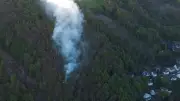 Großbrand in NRW: 138.000 m² Wald in Flammen – Löscharbeiten laufen
