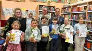 Grundschüler begeistern mit starken Leseleistungen in der Bibliothek