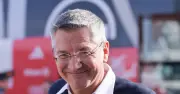 Hainer hält Outfit für PSG-Duell geheim: Bayern-Präsident gibt sich bedeckt