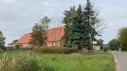 Hoffest in Hohenbrünzow: Jungpflanzen, Keramik und nachhaltiges Bauen