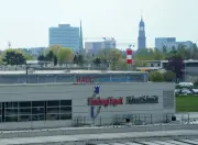 Kleinflugzeug bei Landung beschädigt: Hamburger Flughafen kurzzeitig gesperrt