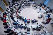Landtag streitet über Reform der Verfassung zum Schutz der Gerichte