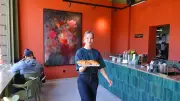 Nach Café-Eröffnung am Hallmarkt: Gastronom plant weitere Neueröffnungen
