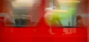 Paar in S-Bahn beim Sex erwischt: Attacke auf Zugpersonal