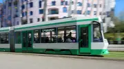 Schwer verletzt: Radfahrerin in Magdeburg von Straßenbahn erfasst