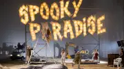 Uraufführung „Spooky Paradise“: Leben als Zirkus an der Volksbühne