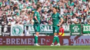 Werder Bremen verliert gegen Augsburg und verschiebt Retter-Party