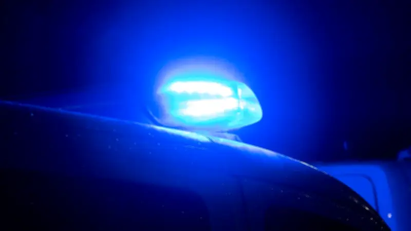17-Jähriger flieht in Friedrichshagen vor Polizei – Clique jubelt zu