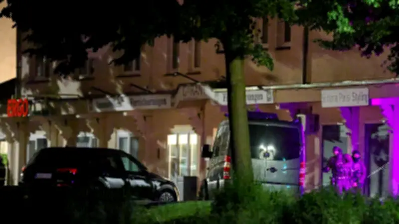 51-Jähriger schießt auf Polizisten und verschanzt sich mit Kindern in Dortmund