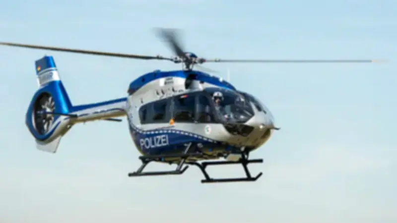 57-Jähriger beschießt Polizeihubschrauber mit Feuerwerk in Kemmern