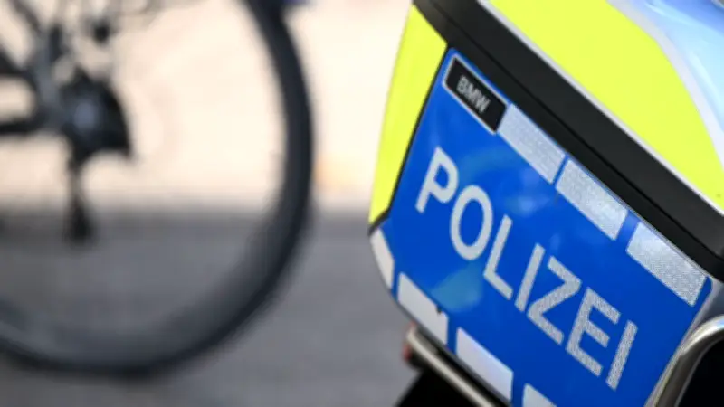 87-jähriger Radfahrer stirbt nach Sturz in Kurve in Nieby