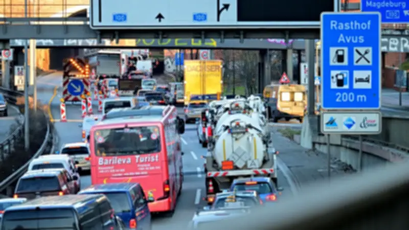 A100 in Berlin: Mehrfache Vollsperrungen wegen Brückenarbeiten bis 3. Juli