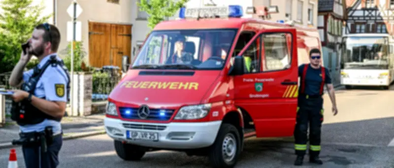A8 bei Wiesensteig: Gefahrgut-Lkw droht zu explodieren – 100 Menschen evakuiert