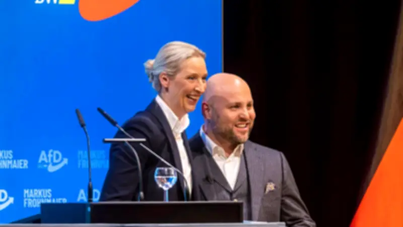 AfD in der Krise: Brandbriefe gegen Weidel und Chrupalla