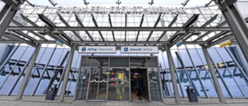 Airbus mit 225 Passagieren muss wegen Rauch in Erfurt notlanden