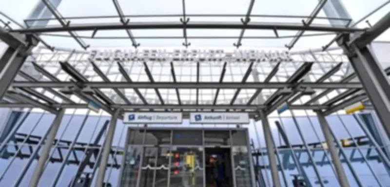 Airbus mit 232 Menschen wegen Rauchentwicklung in Erfurt notgelandet