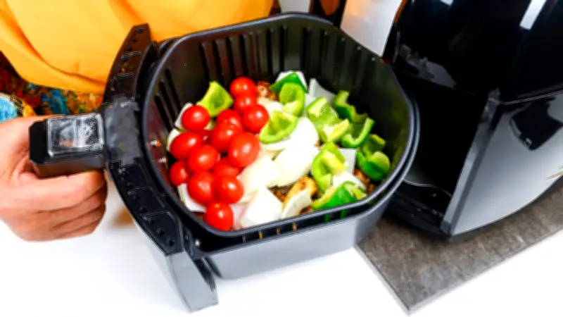 Airfryer: Wie gefährlich sind PFAS in der Antihaftbeschichtung?