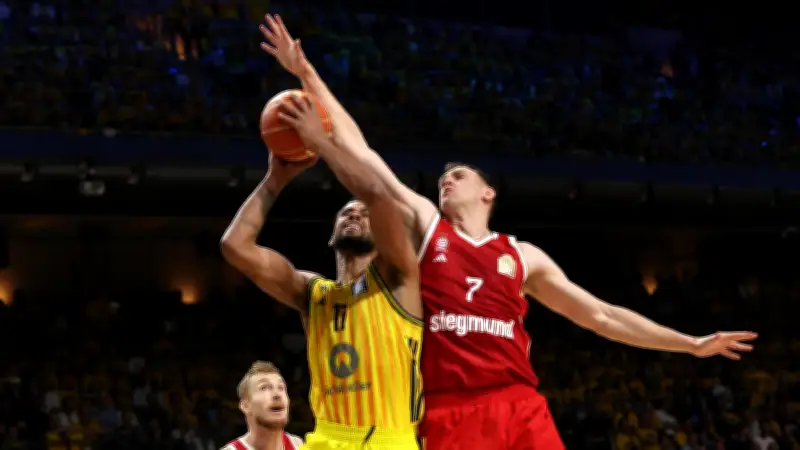 Alba unterliegt Bayern im dritten Finalspiel 83:91