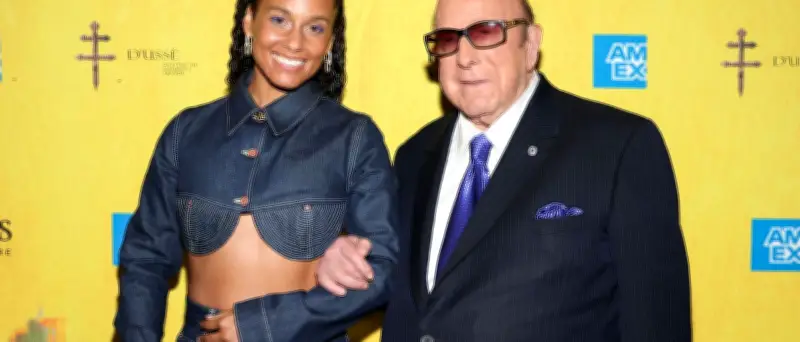 Alicia Keys nimmt bewegend Abschied von Musiklegende Clive Davis