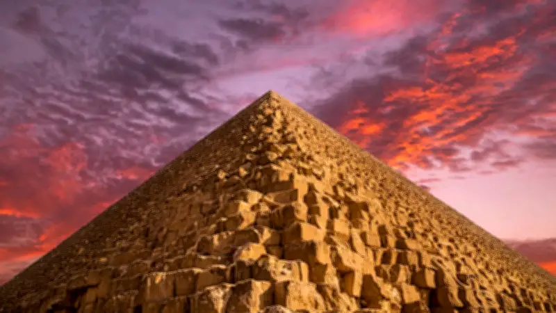 Antike Baukunst: Forscher lüften Geheimnis der Pyramidenstabilität