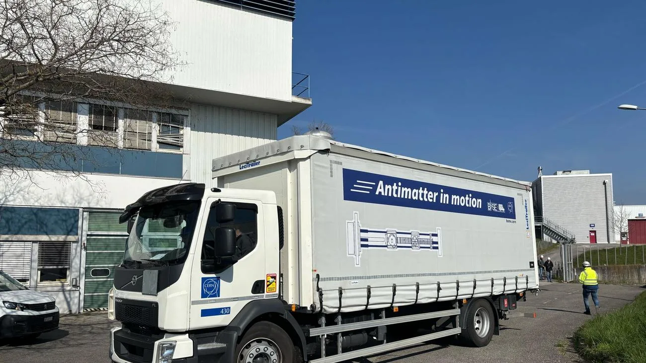 Weltpremiere: Antimaterie-Transport auf der Straße geglückt