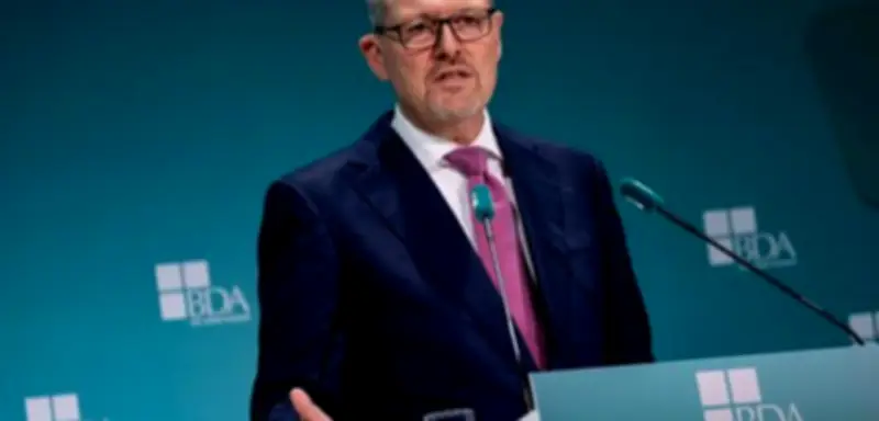 Arbeitgeberpräsident Dulger fordert Dämpfung bei Rentenerhöhung