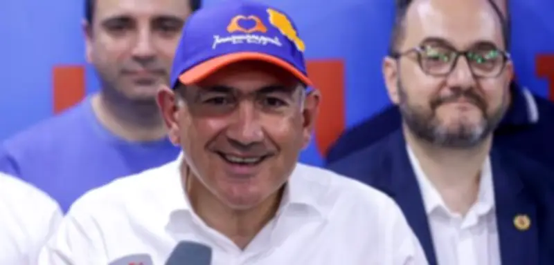 Armenien: Paschinjan gewinnt Wahl – Kreml warnt vor EU-Kurs