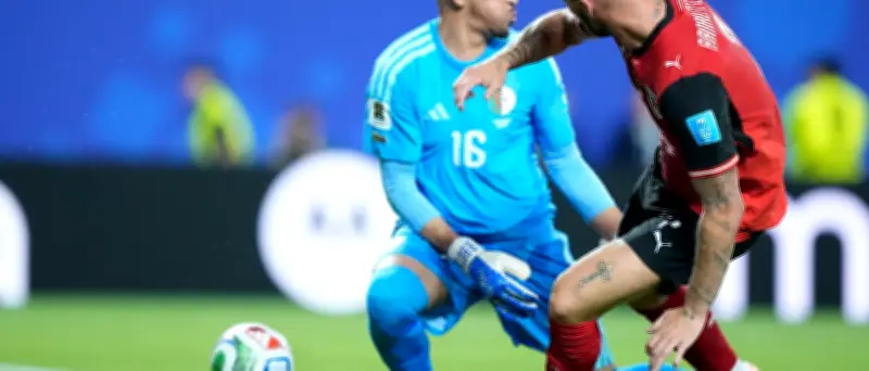 Arnautovic-Ellenbogenschlag: Ittrich fordert Rote Karte bei Österreichs WM-Spiel
